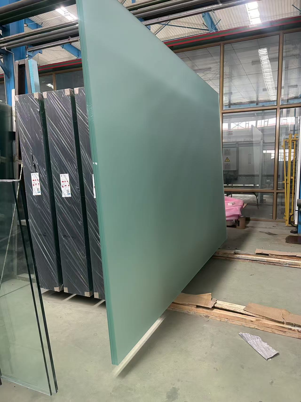 贵港市钢化玻璃建筑幕墙玻璃生产基地 - 一站式服务