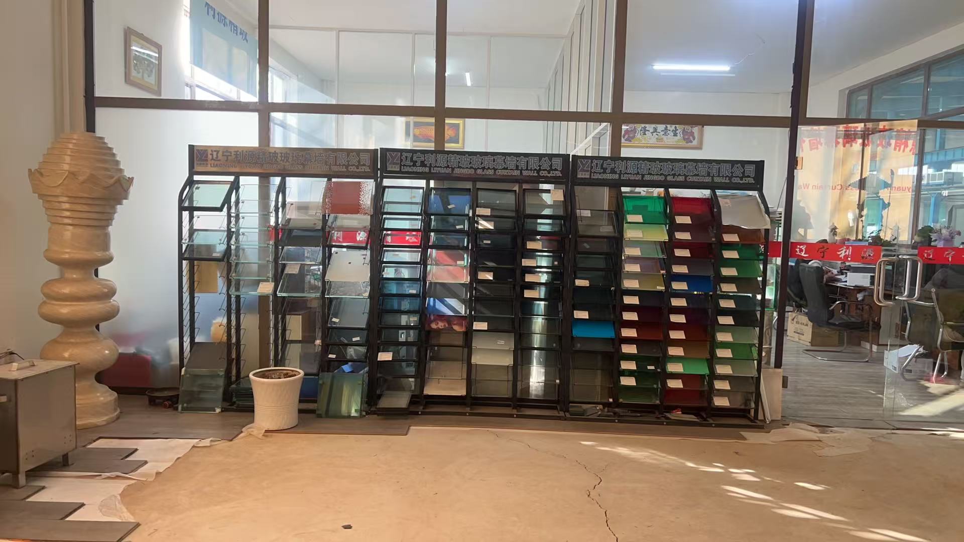 贵港市工程玻璃批量采购钢化玻璃 - 排名